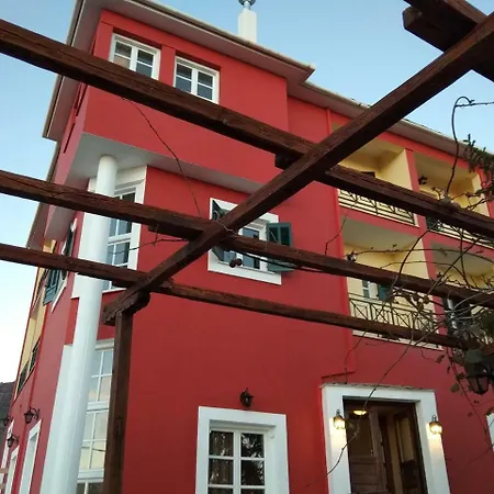 Ξενοδοχείο κάραβος