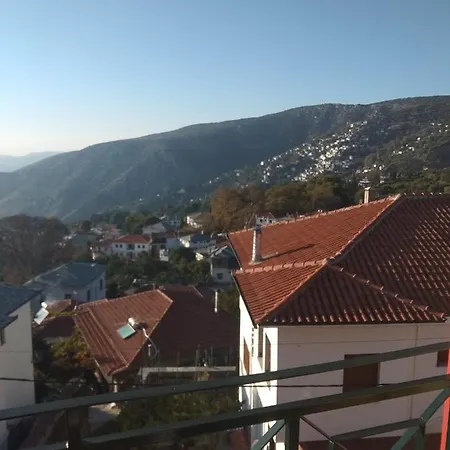 κάραβος Ξενοδοχείο 2*