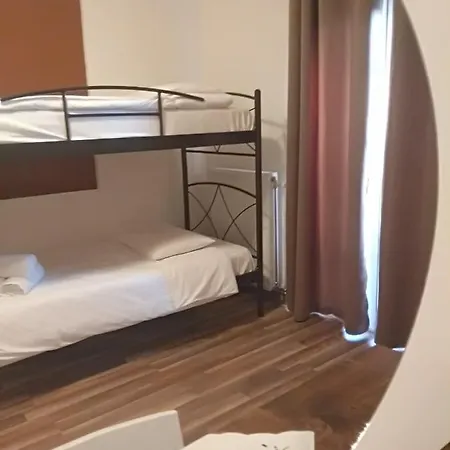 Ξενοδοχείο κάραβος 2*