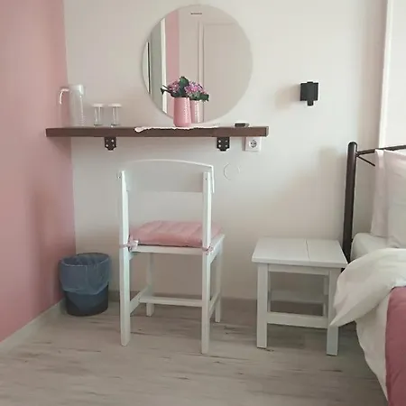 Ξενοδοχείο κάραβος 2*
